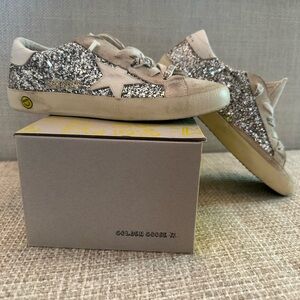 Kids Golden Goose Super Star Sneakers size 33